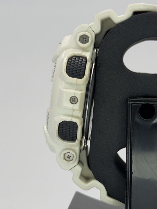 Casio G-Shock GA-110GW-1A Sports White/Silver - Image 3