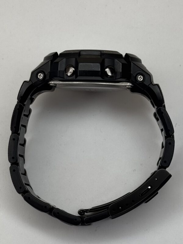 Casio G-Shock AWG-100 - Image 7