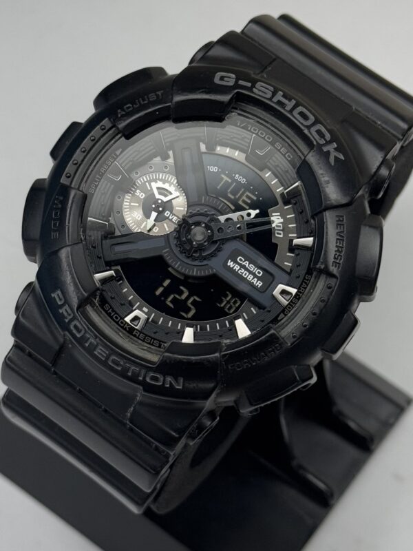 Casio G-Shock GA-110 Rare Black Model For Men - Image 3