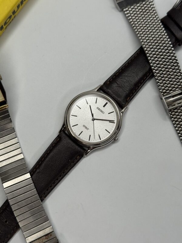 Rare Seiko Spirit 5E31-6040 – Minimalist Quartz Dress Watch - Image 2