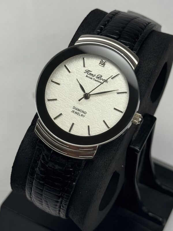 Kent Bros Diamond Jewelry Quartz Watch KG-702 – Elegant Timepiece with Diamond-Inspired Accents