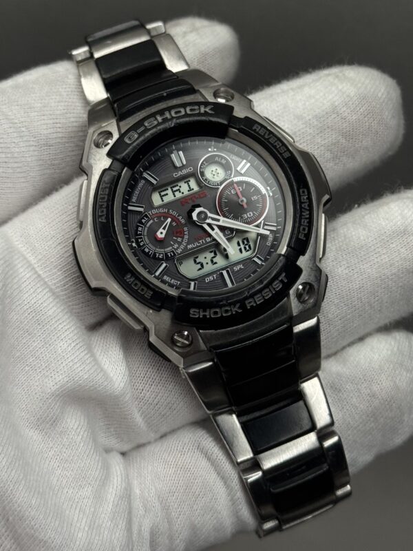 Casio G-Shock MTG-1500-1A – Premium Metal Tough Solar + Atomic Timekeeping
