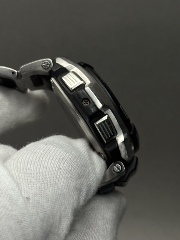 Casio G-Shock MTG-1000-1A – Premium Analog Toughness Meets Solar Precision - Image 6