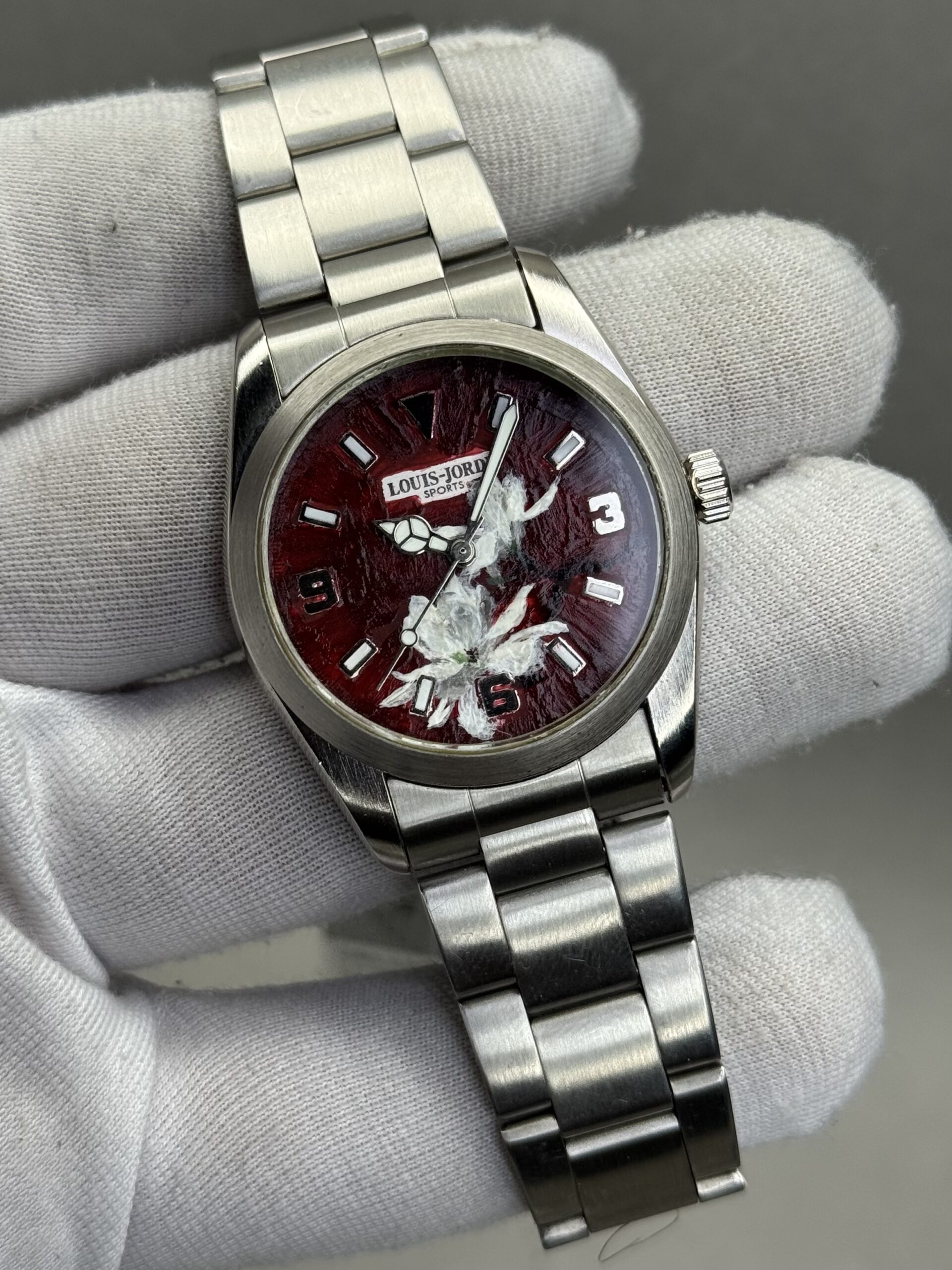 Louis-Jordi LJ-202 36mm – Custom Hand-Painted White Flower Art Dial with Chain Bracelet - Image 3