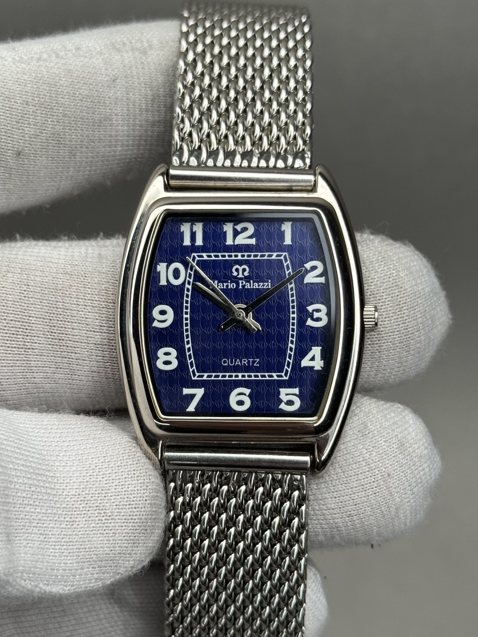 Mario Palazzi 30mm – Blue Dial with Silver Chain Elegant Watch