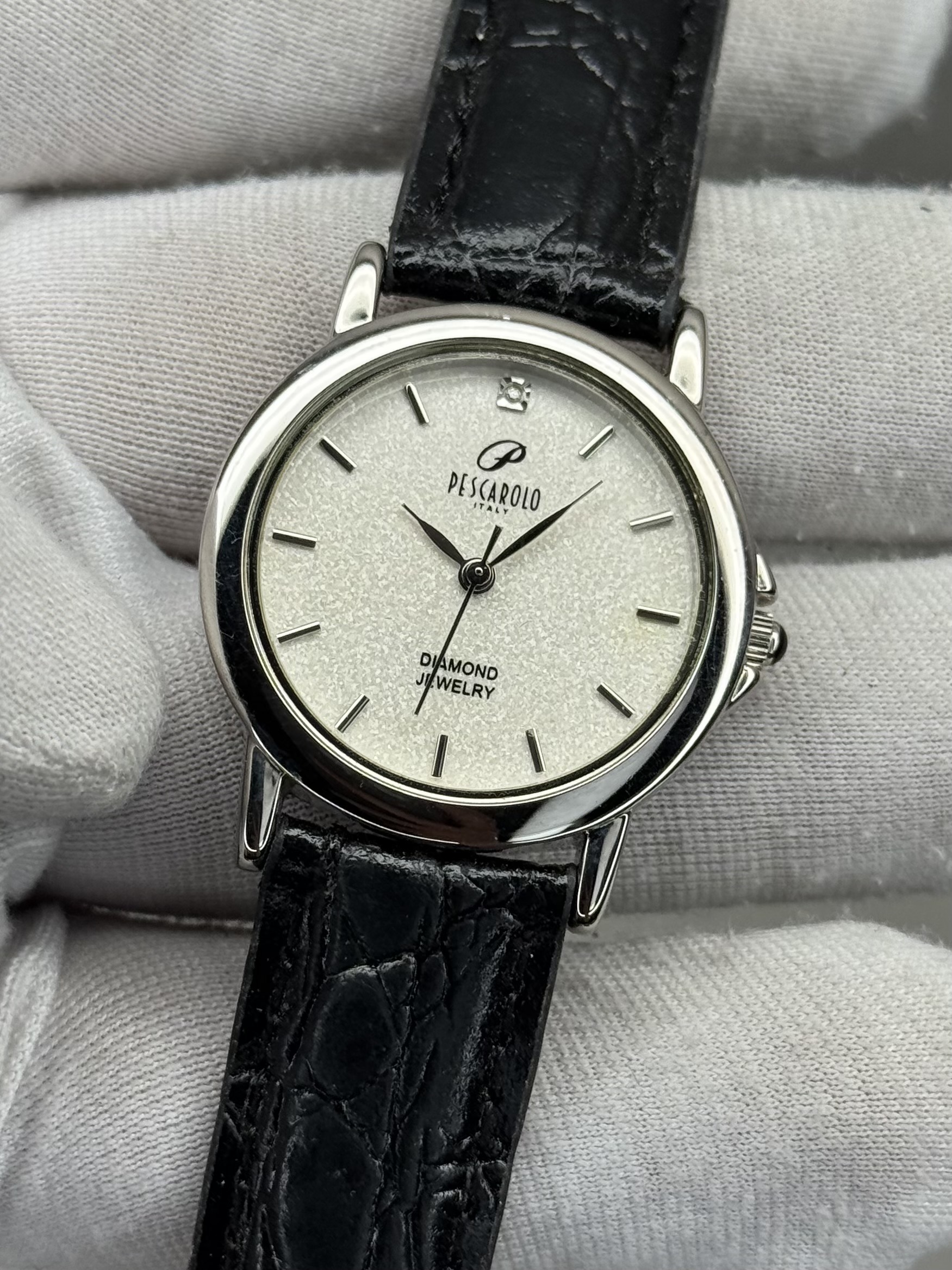 Pescarolo 32mm – White Dial with Black Strap Elegant Watch - Image 3