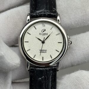 Nicola Valentino 33mm – Dual-tone dial with matching dual-tone chain, elegant analog watch. ✅ 6-day return ✅ COD via M&P.