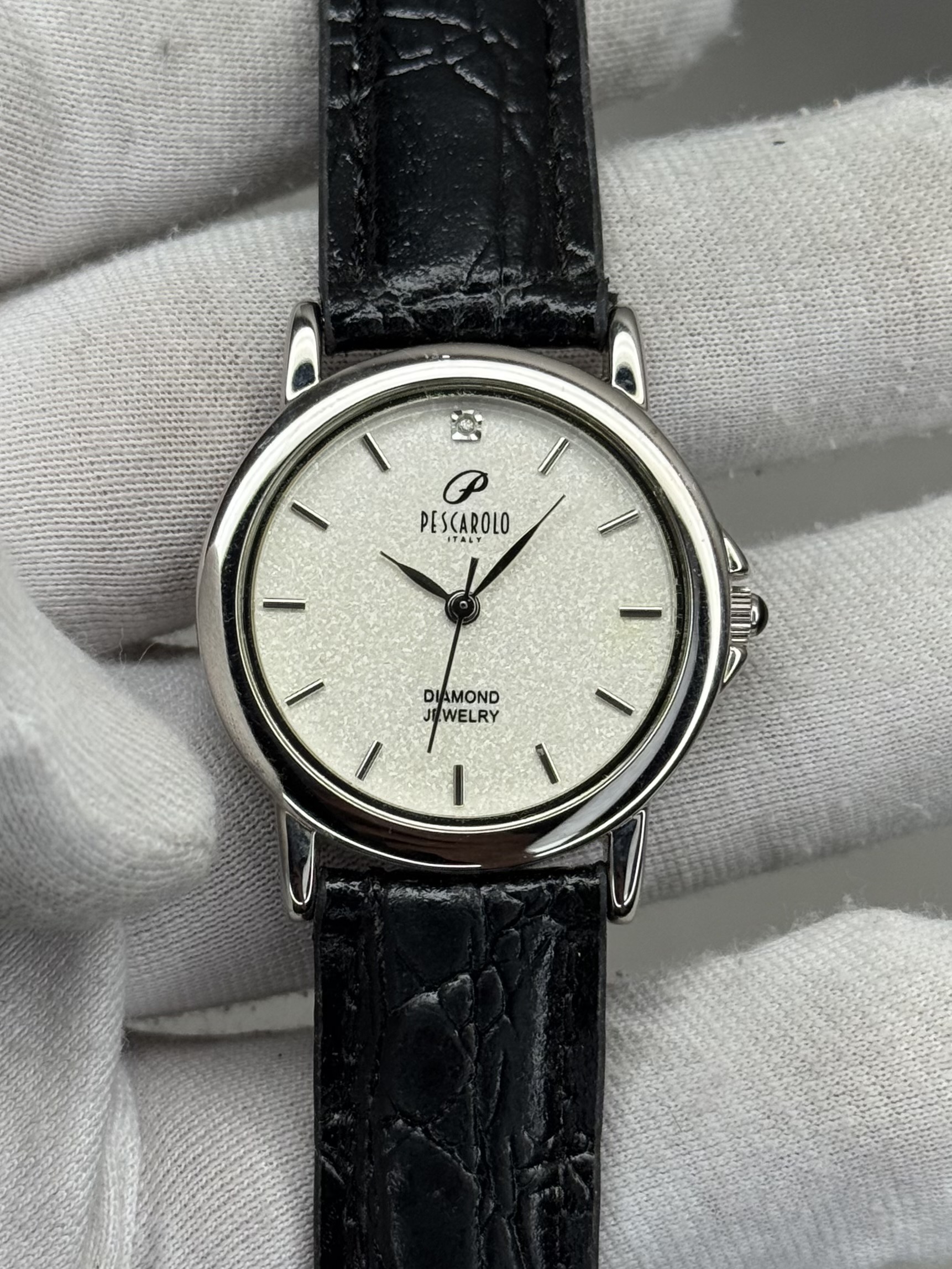 Pescarolo 32mm – White Dial with Black Strap Elegant Watch